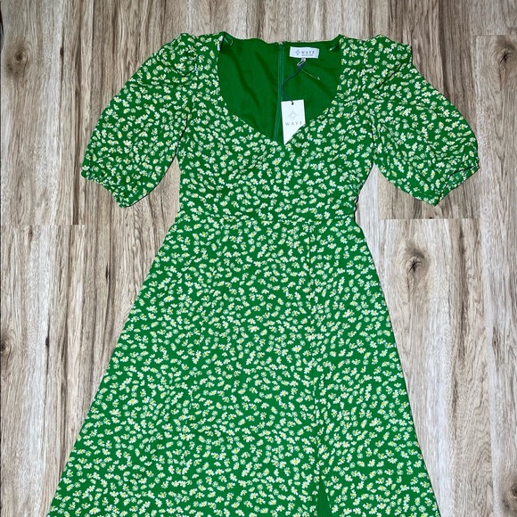 green emerald velvet dress Green 1940s Sweetheart Ditsy Floral Dress main image 0